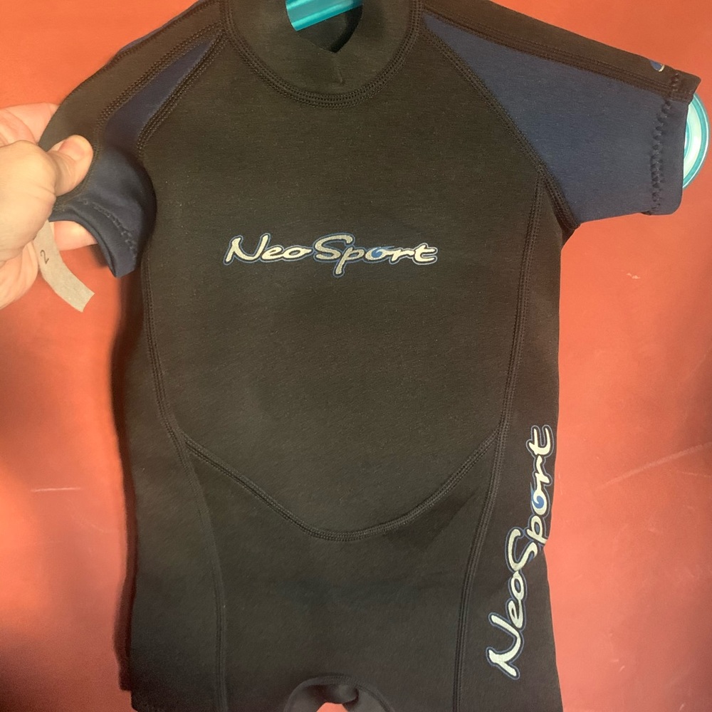 Neosport wet suit